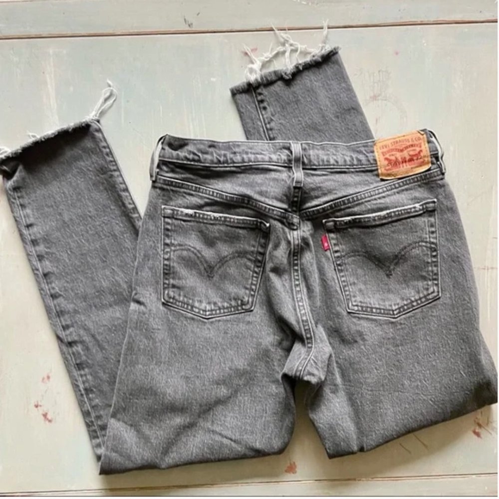 Levi's 501 Skinny Faded Black Raw Hem Jeans Cotton Size 29 Waist 27 Inseam